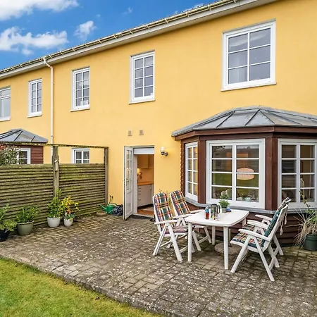 Maelle - 150m From The Sea By Interhome